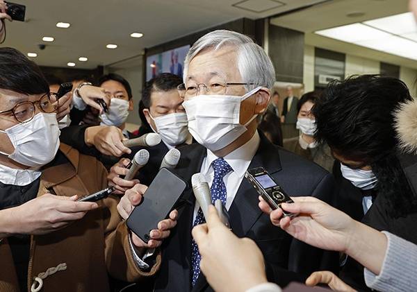 2021年1月8日，韩国驻日大使南官杓接受媒体采访。本文图均为人民视觉图