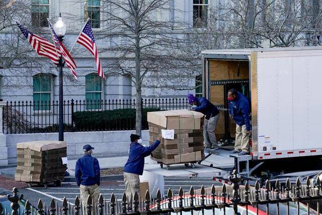 外媒：特朗普任期倒计时 大量空箱子已运抵白宫