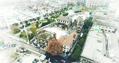 历史建筑在路上“走”