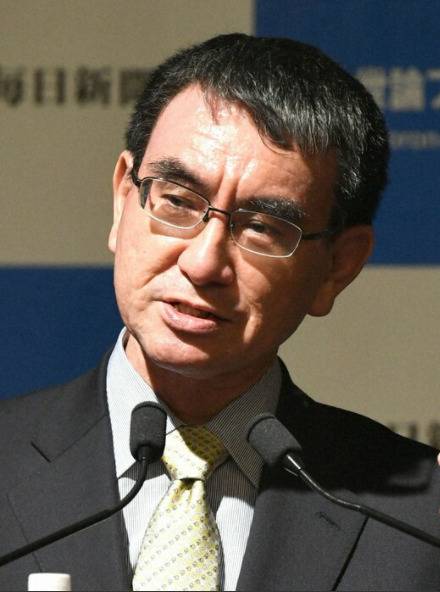 行政改革担当相河野太郎（每日新闻）