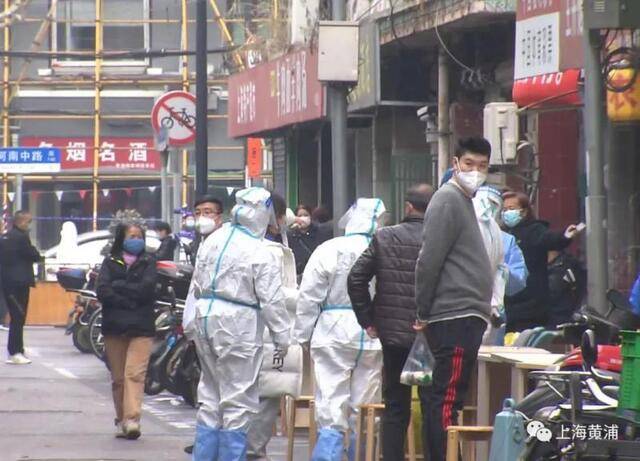 上海昭通路居民区升级中风险地区 核酸检测工作基本完成