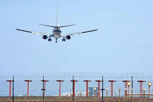 飞机起降图：重庆江北国际机场