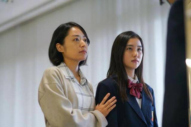 国民女儿井上真央新电影上映 突破形象受网络赞誉