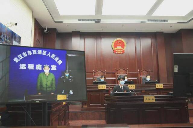 强闯卡点入刑