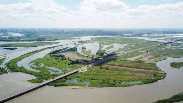 水坑、泥巴地…… 请叫我湿地，我比你想象的更重要！




水坑、泥巴地…… 请叫我湿地，我比你想象的更重要！