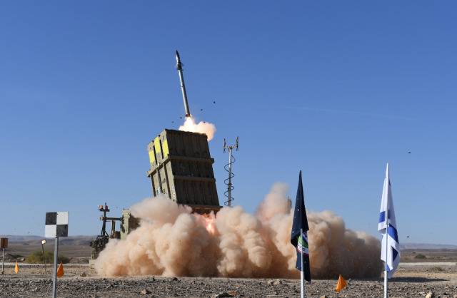 以色列完成新一代“铁穹”反导系统测试 还要部署到军舰上
