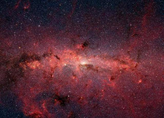 《物理学快报B》：科学家已经计算出暗物质的质量范围