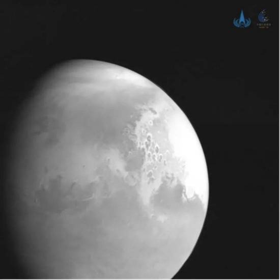 “天问一号”拍摄首幅火星图像图：国家航天局