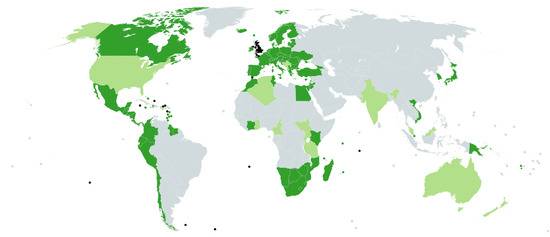 与英国达成（深绿）和正在谈判（浅绿）贸易协议的国家。图源：Wikipedia/Daran755