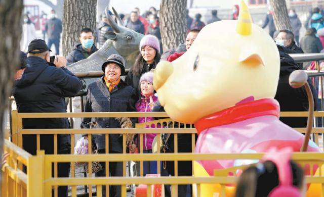 多地晒大年初一旅游“成绩单”：本地游火热，迎客流小高峰