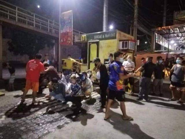 菲律宾首都一不明身份人员与警方发生冲突 已致2名警察死亡