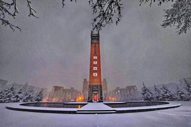 春雪，落在郑大！