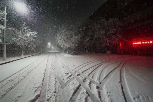 春雪，落在郑大！