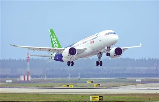 C919全球首单“落户”东航