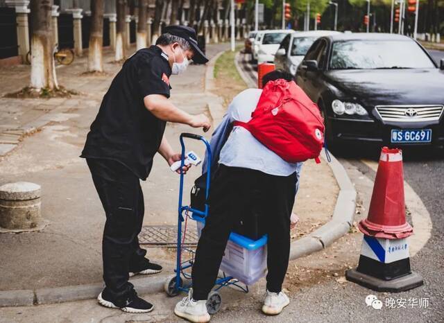 多图直击！华师开学啦！