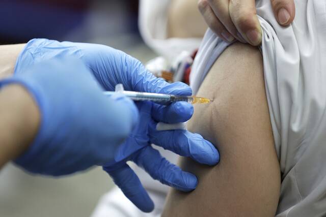日本研究称国内新冠病毒或被新突变“入侵” 疫苗或对其无效