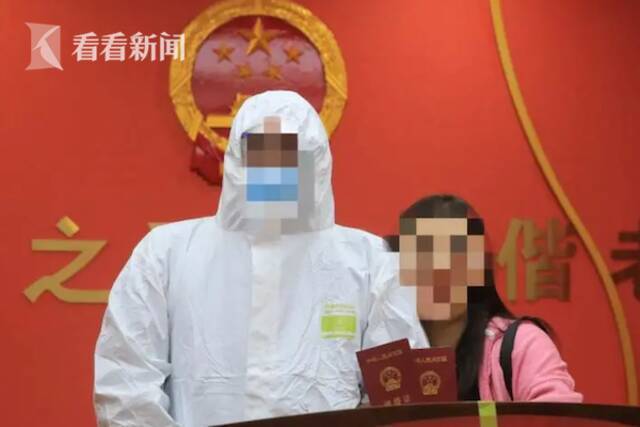 在押嫌犯获准与怀孕女友领证结婚：一定好好改造(图)