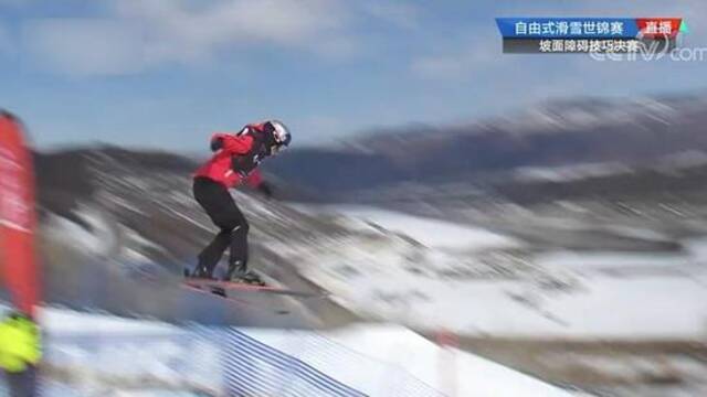 再添一金！谷爱凌获自由式滑雪世锦赛坡面障碍技巧冠军