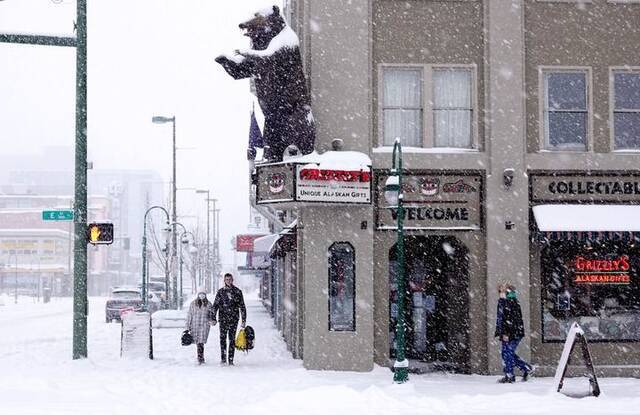 这是3月15日拍摄的美国阿拉斯加州安克雷奇市雪景。新华社记者吴晓凌摄