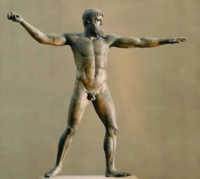 这是收藏于希腊国家考古博物馆的宙斯或波塞冬青铜雕像。图片来自网络