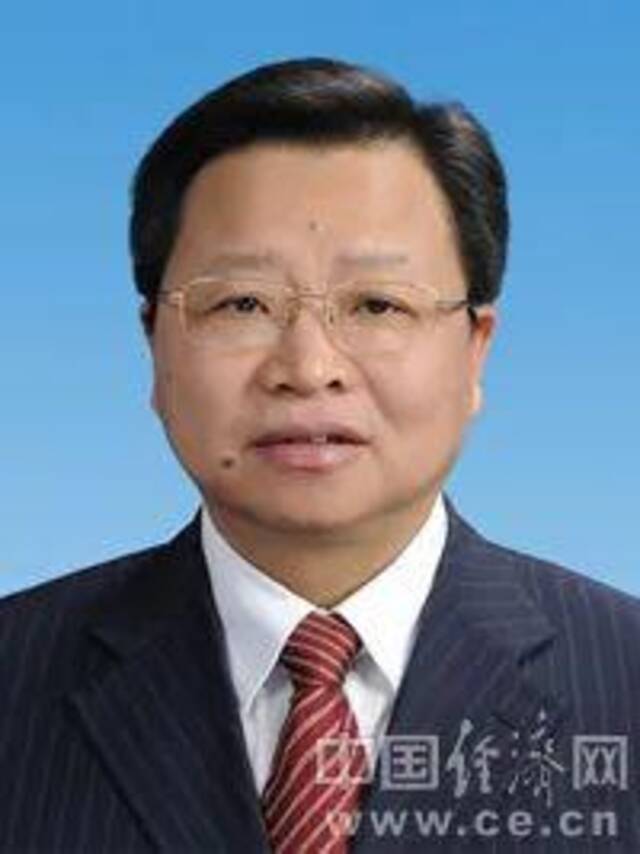 曹清尧任重庆市委宣传部常务副部长，卢红任荣昌区委书记