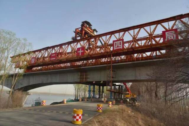 京唐铁路天津段桥梁主体工程完工，施工工艺实现四个“首次”