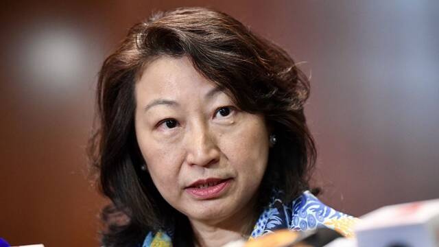 香港律政司司长：触犯香港国安法被定罪者，将永远丧失参选特首和立法会等资格