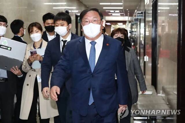 惨败！韩执政党领导层决定集体辞职​