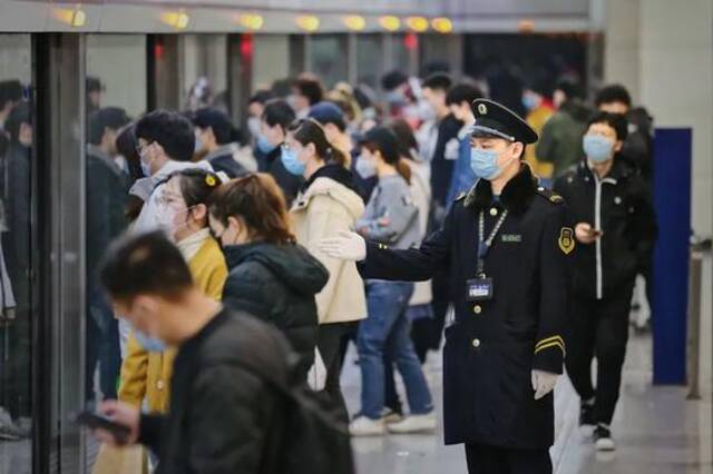 今起北京地铁积水潭站、牡丹园站封站停运，如何换乘看这里