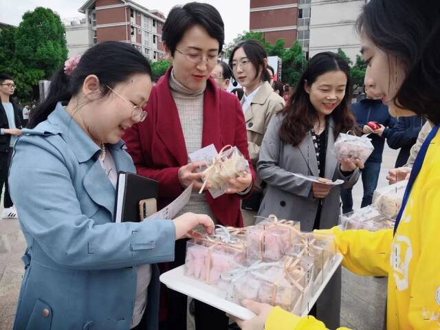 公卫健康你我同行！重医第八届公共卫生健康宣传季启动