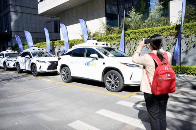 北京6条高速逐步开放自动驾驶测试！逐步尝试安全员撤出