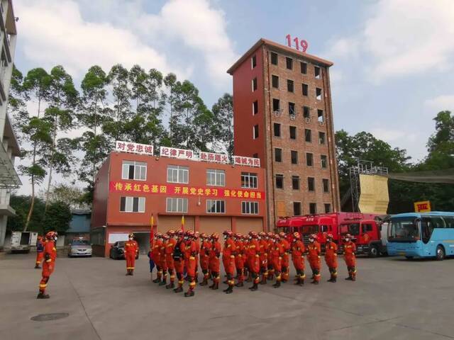 厉兵秣马 苦练精兵——东莞市消防救援支队开展地震救援专业队拉动演练