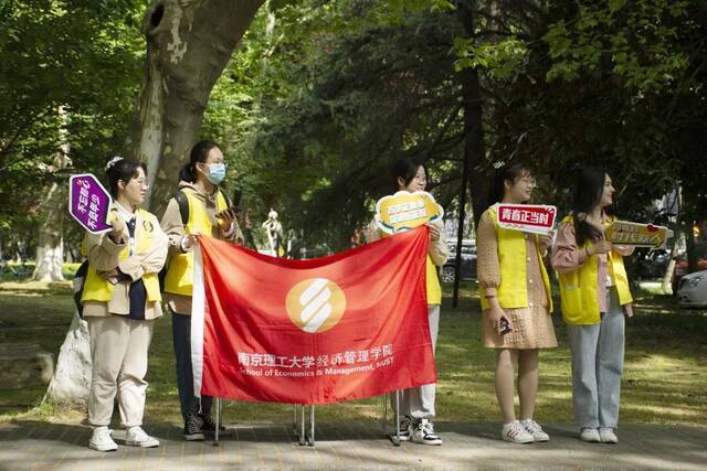 来看！一场关于运动的青春盛会！