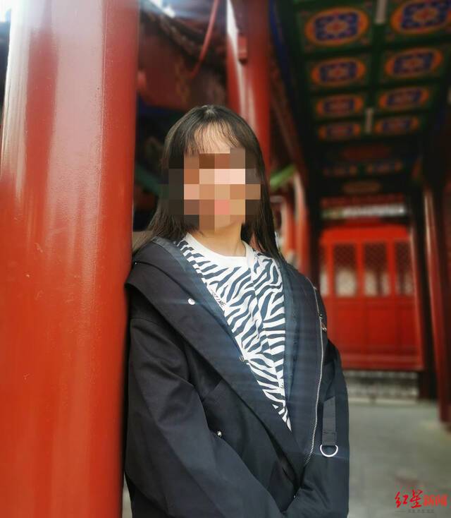 ▲不幸坠亡女生胡某生前旧照。受访人供图