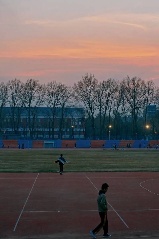 爱了！不曾见过的东师夜晚