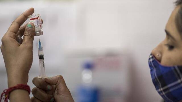 5月1日起 印度政府向18岁以上人群开放新冠疫苗接种