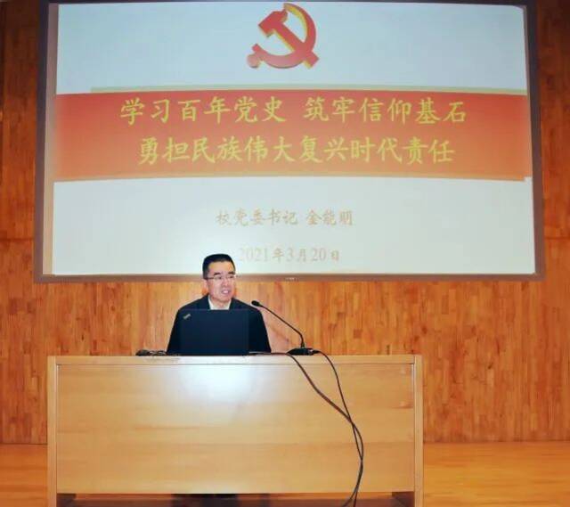 中国药科大学：同频共振奏响党史学习教育“青春大合唱”