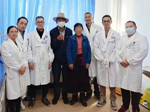 满头白发的援藏医生今日返莞，嫁给藏民的北京姑娘送他一罐种子！