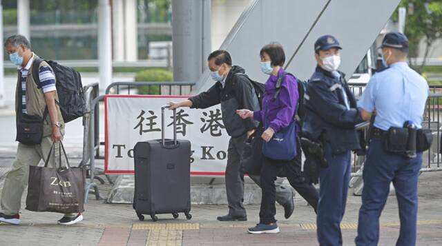 “回港易”计划扩展至内地各省市 逾8300人已预约