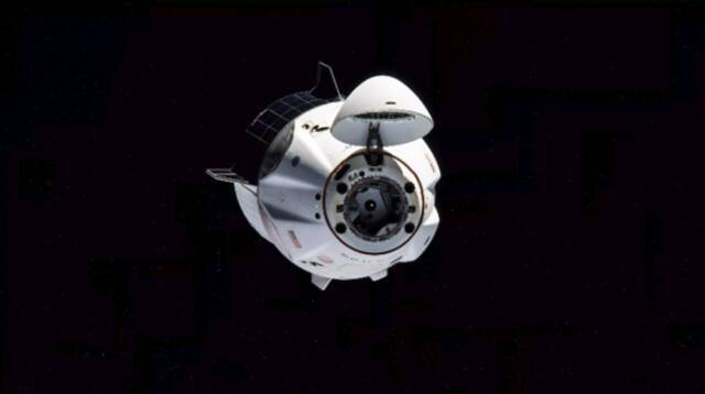 SpaceX Crew-1任务结束 四名成员本周末返回地球