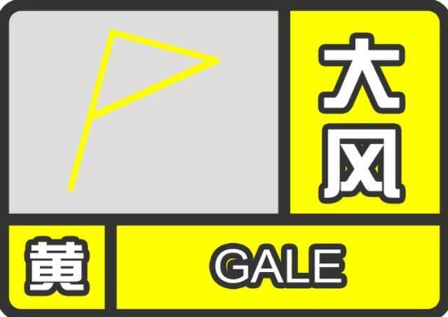 上海人过节太不容易了 昨晚狂风雷电冰雹三碰头！今天崇明方向拥堵或超33小时！