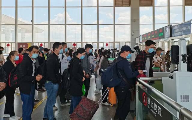 超齐全！“五一”游云南必备，16州市景区优惠、文旅活动速看→