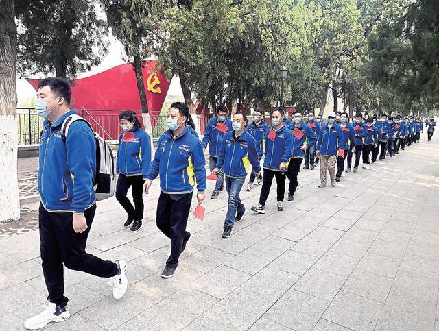 兵器装备集团：坚持“四个带头” 做好党史学习教育