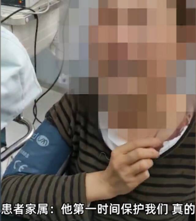 男子突发精神病连砍父母 90后民警为救人头面部中刀