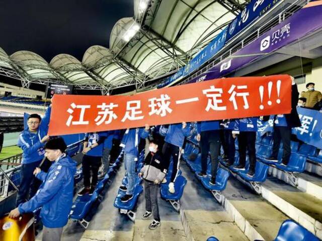 中国足球改革迷途：投资金额越来越大 世界排名越来越低