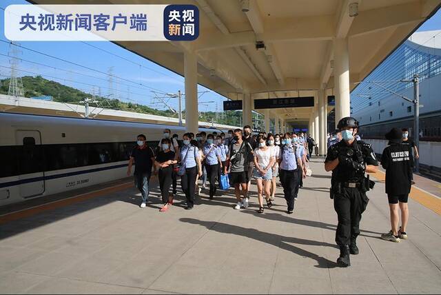 重庆警方侦破特大跨境网络赌博案 全国6万人坠入陷阱