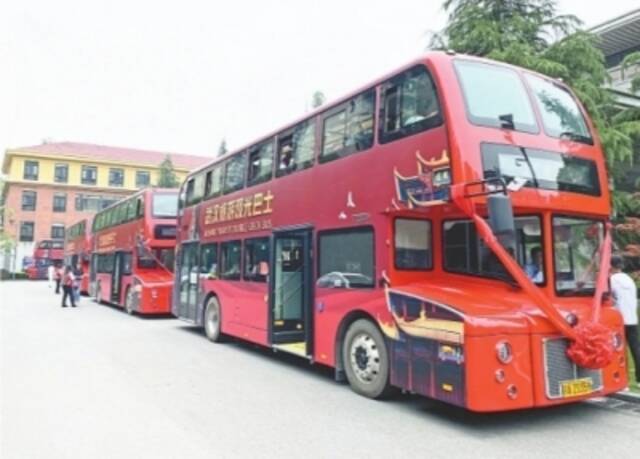 武汉旅游观光巴士新开通4条线路