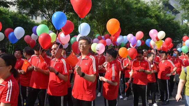 前方高能！你不容错过的运动会精彩集锦来了