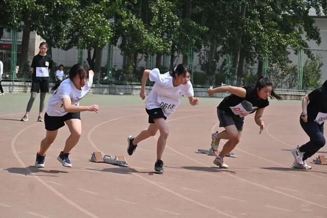 前方高能！你不容错过的运动会精彩集锦来了