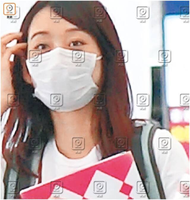 港媒爆料“独家消息”：“爆眼少女”原来没“爆眼”